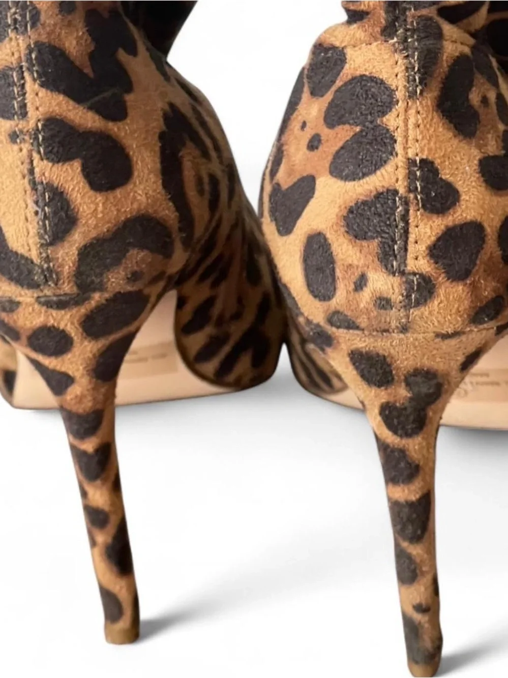 Olivia Jaymes Leopard Print over the knee boots with zip and tie closure 5.5 - Picture 3 of 7